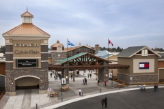 Comercial.premiumoutletmontreal_guide15-16